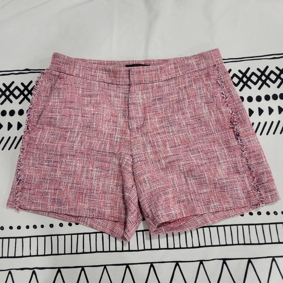 BANANA REPUBLIC Clean Tweed WovenFringe Shorts  Size 2 - Picture 2 of 11